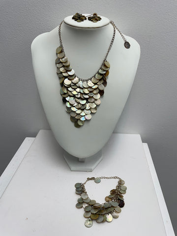 3 piece Mother of Pearl Disc Necklace/w bracelet and earrings