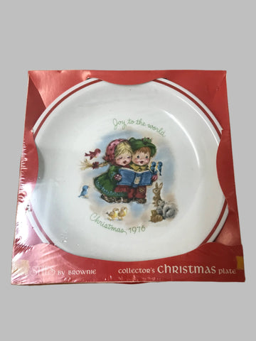 Vintage Christmas Collector Plate/Joy To The World/Christmas 1976