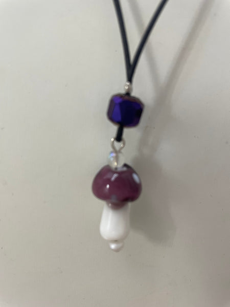 Small 16" Pendant Necklaces Stephanie Lewis