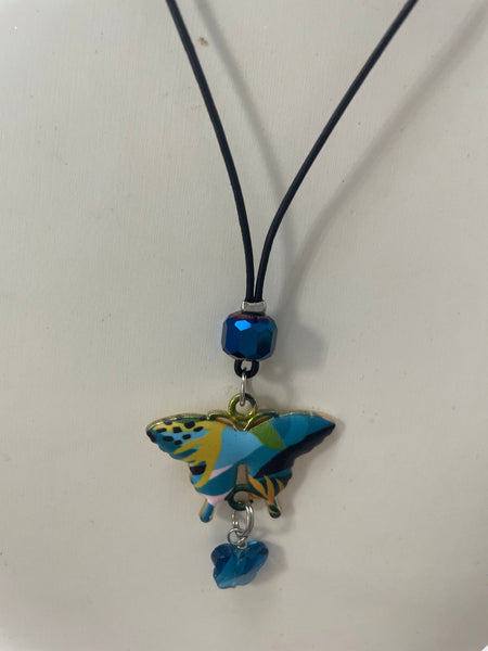 Small 16" Pendant Necklaces Stephanie Lewis