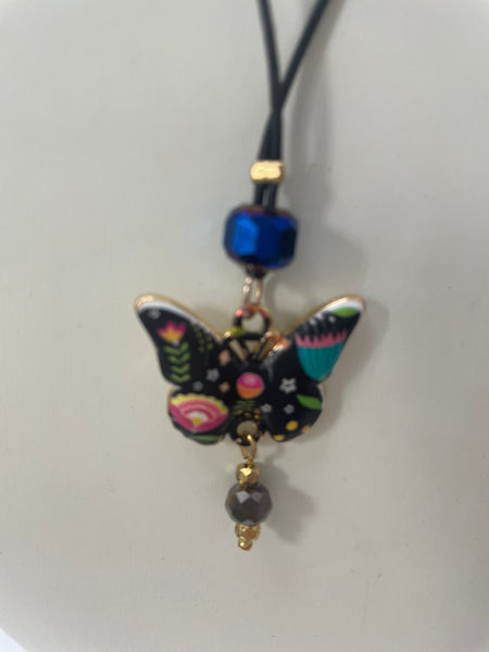 Small 16" Pendant Necklaces Stephanie Lewis