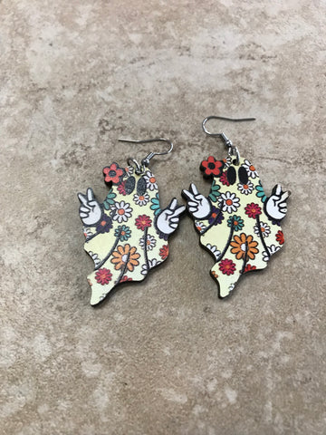 Halloween Earrings-Wood ghost w/flowers