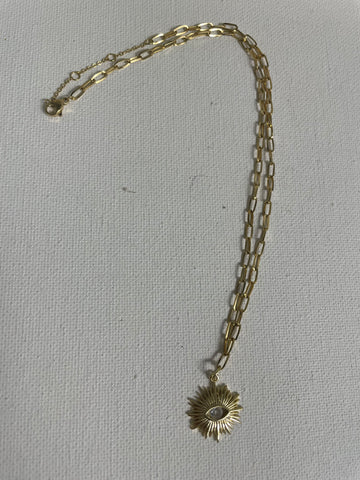 17" Gold Necklace w/eye cubic stone in Sun