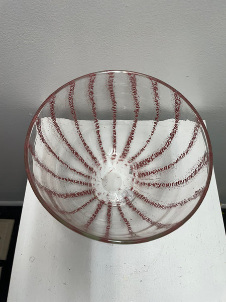 8 3/4"W x 6" deep Round Clear Glass Bowl w/fushia stripes