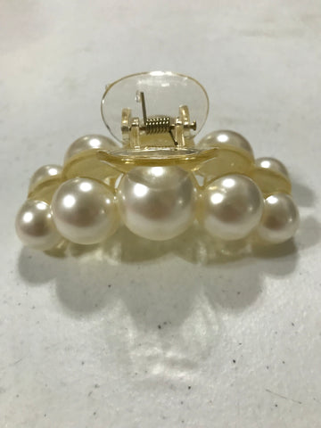 Cream Hairclip w/ White Gems