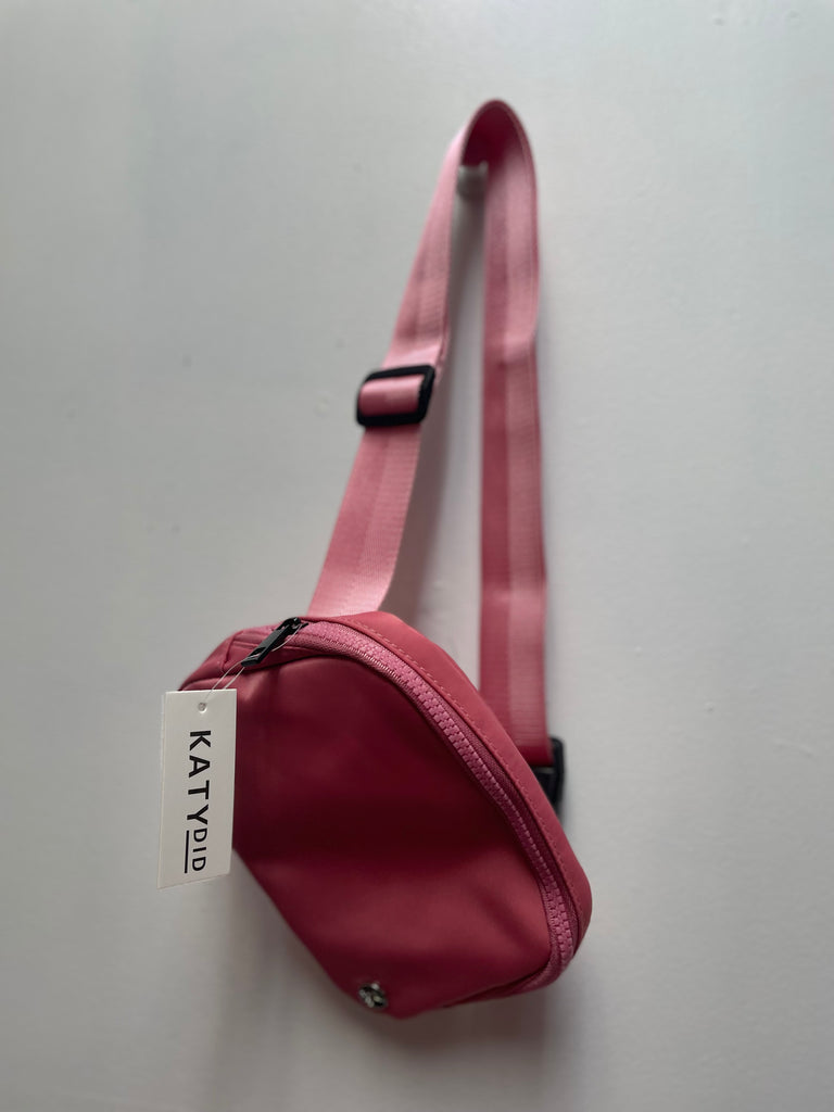 9"x6" Katy Did Fannie Pack