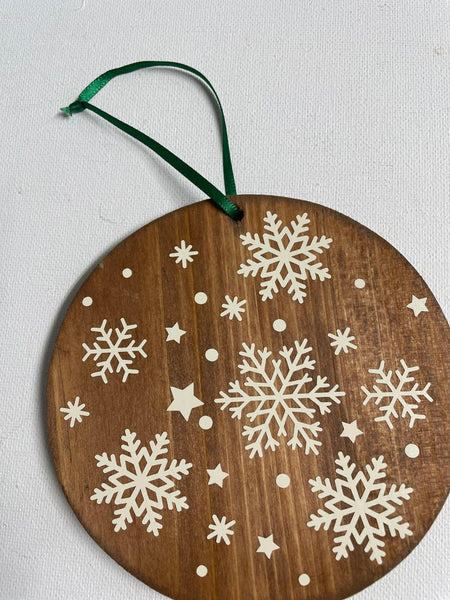 5"Round Wood Christmas Ornaments" Western S Chicks & Ts