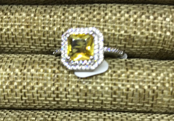 Ring-Diamond Stone w/Yellow