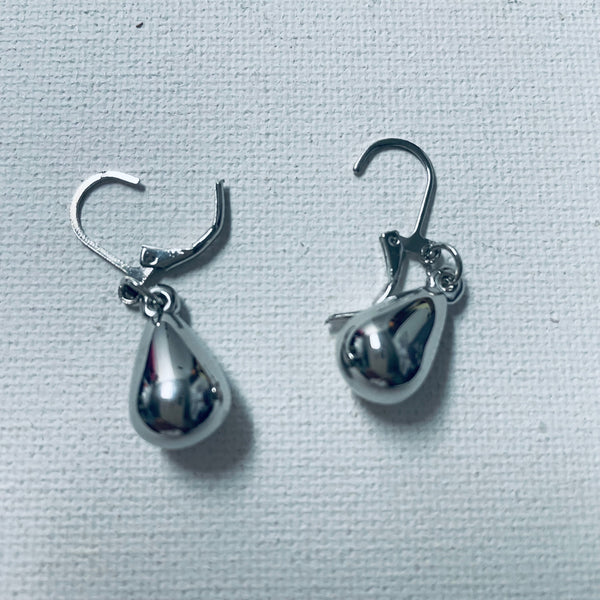 Gold Filled Dangle Earrings - Elegant Drop Earrings for Women Amanda Queen