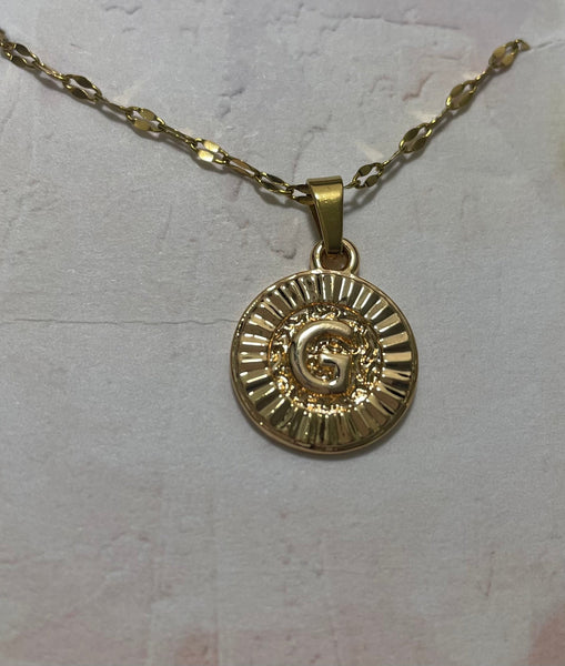 15" Gold Hammered Necklace w/3"extension w/round gold pendent with Letter G