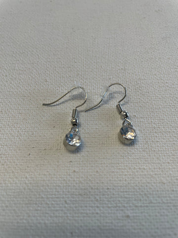 Silver Dangle earrings w/round cubic pendent