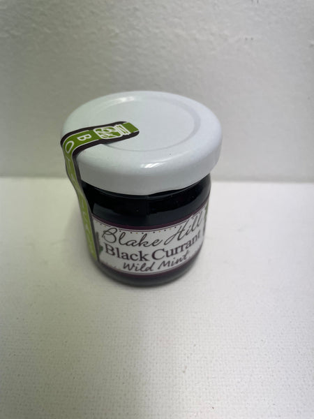 1.5 oz. Black Hill Jam's Amanda Queen
