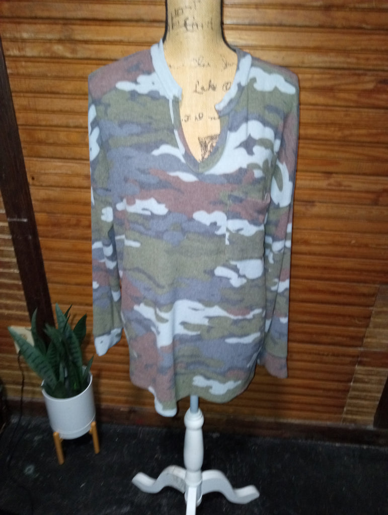 Preloved Camo-Oddy-large top