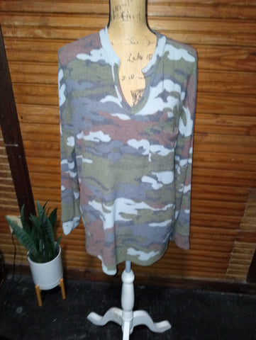 Preloved Camo-Oddy-large top