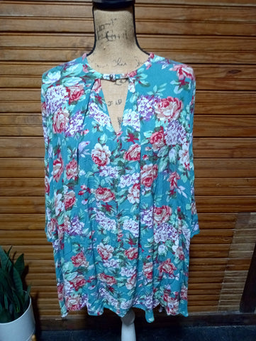 Preloved Umgee Mini Green/floral Dress w/ V button neck