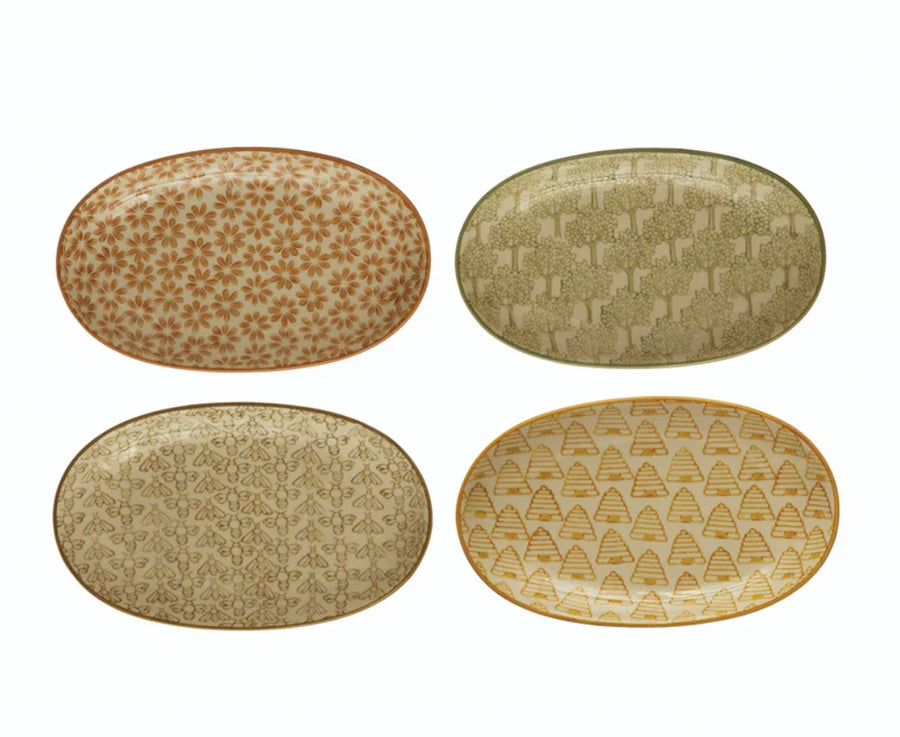 8 1/2" Long Pattered Stoneware dish-beehive