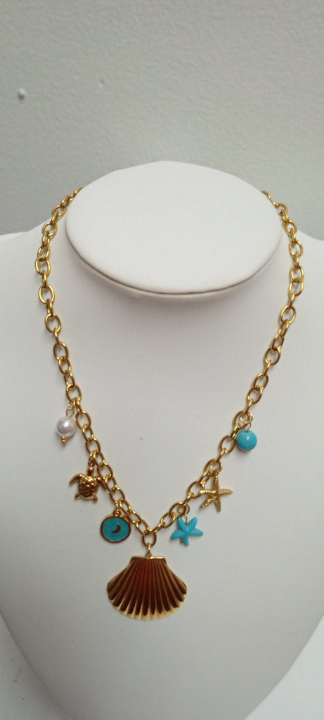 Seashell 18K gold plated necklaces Alisha Groo