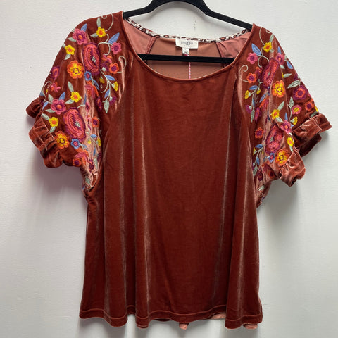 Umgee Velvet Embroiled Floral Top-Red