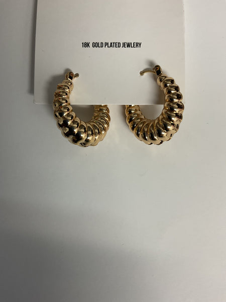 Simply Co. 18K Gold Plated Hoop Earrings Alisha Groo