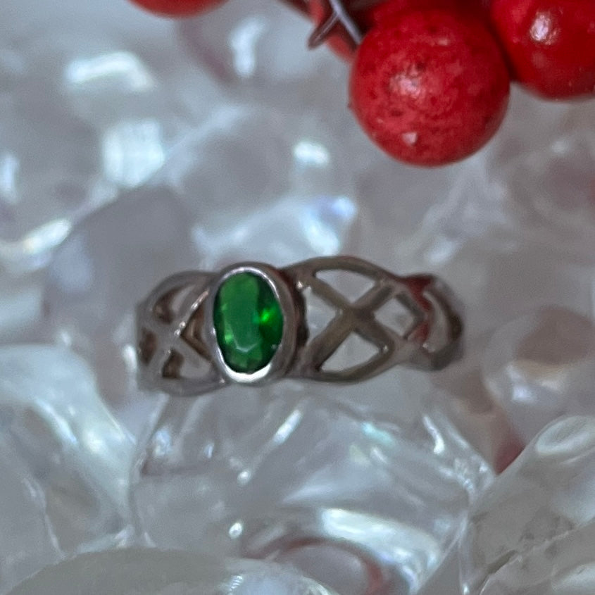 Ring: Sterling Silver Green Stone
