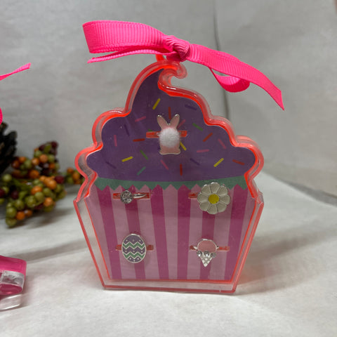 Cupcake Shaped Box of Adjustable Little Girl Rings